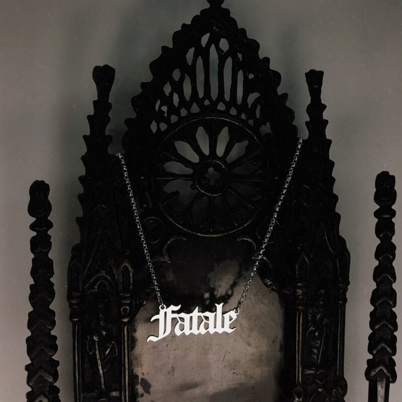 Fatale Necklace *READY TO SHIP*